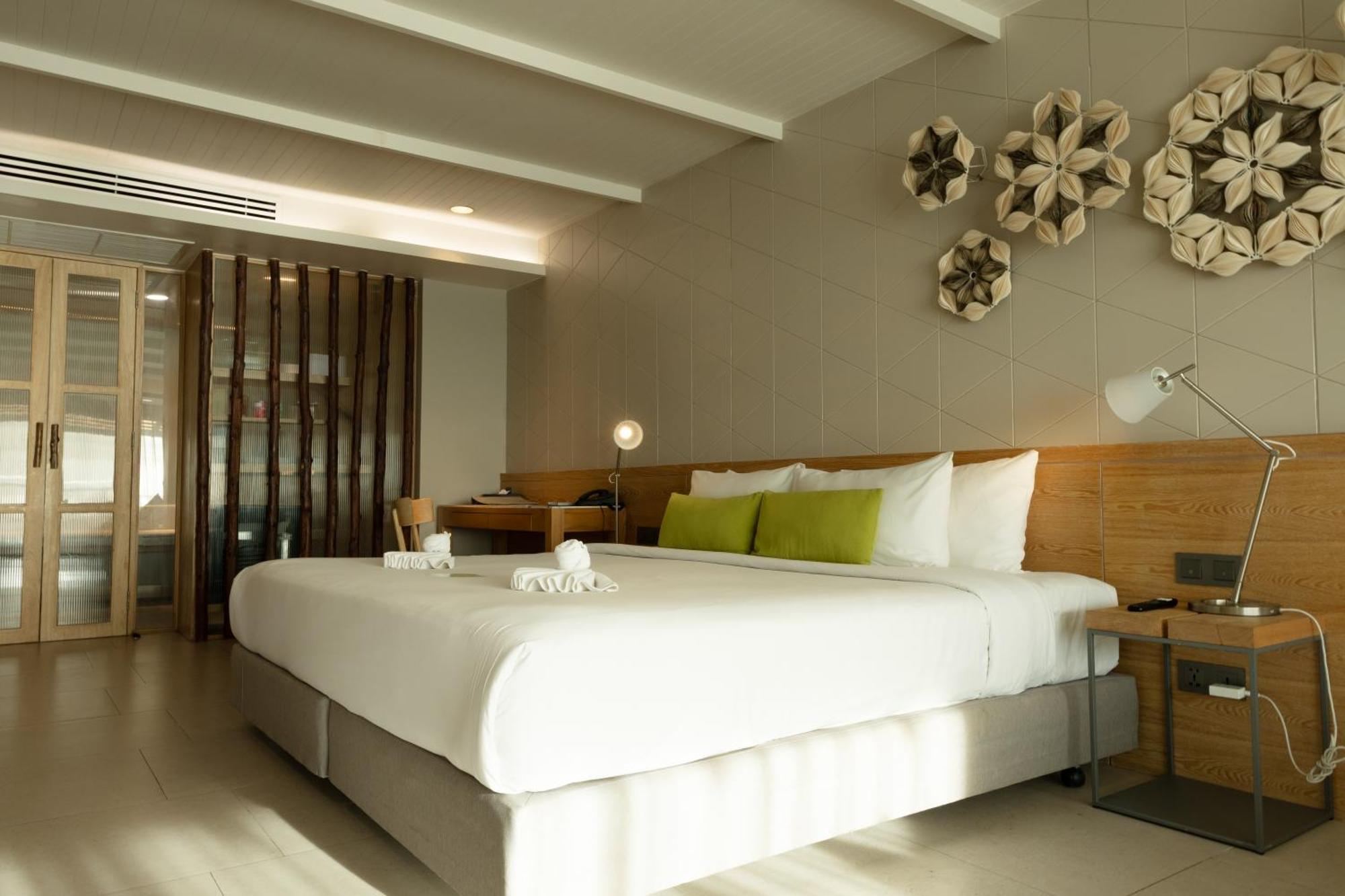 Andaman Cannacia Resort & Spa - Sha Extra Plus Praia de Kata Exterior foto